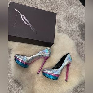 B Brian Atwood
Fontanne Hologram Snakeskin Pump, Silver